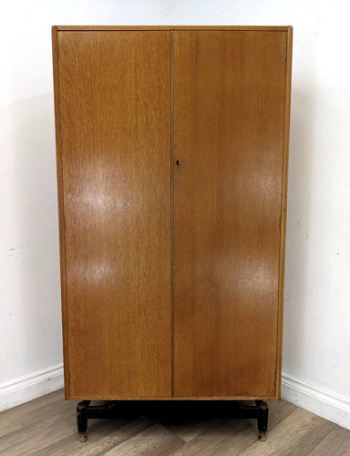 Single wardrobe plan - g, 2